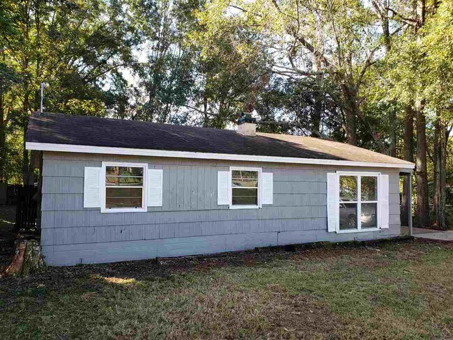 Building Photo - 1911 Jackson Bluff Rd