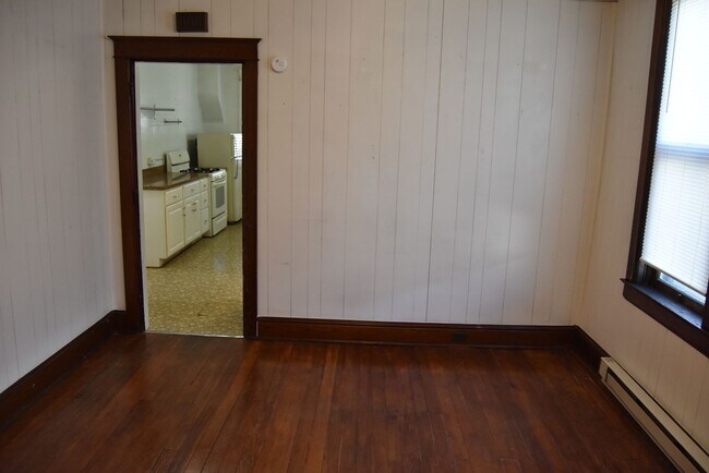 Foto del edificio - 1st Floor Apartment