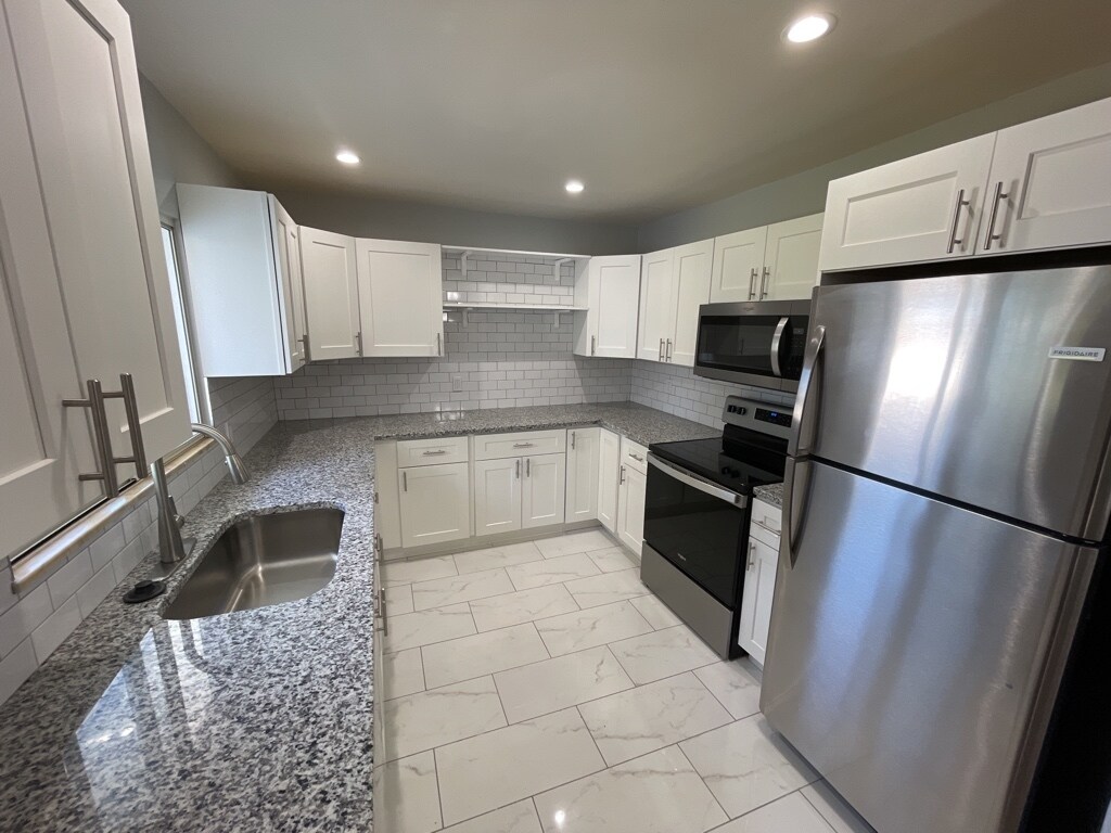 Photo - 3306 Elman Dr (Middletown, OH)