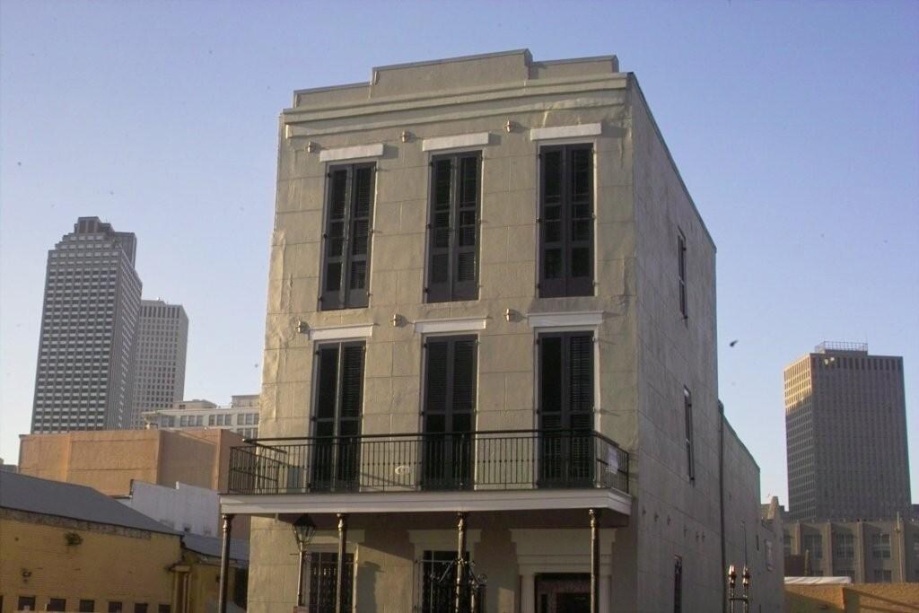 1026 Conti St Unit 3, New Orleans, LA 70112 Apartments in New Orleans