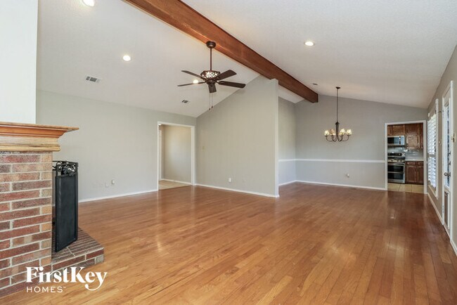 Foto del edificio - 1311 Bluebonnet Trail