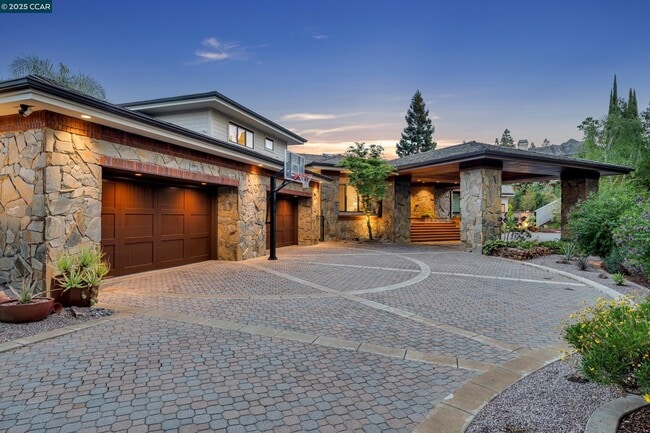 Building Photo - 1121 Eagle Nest Ct
