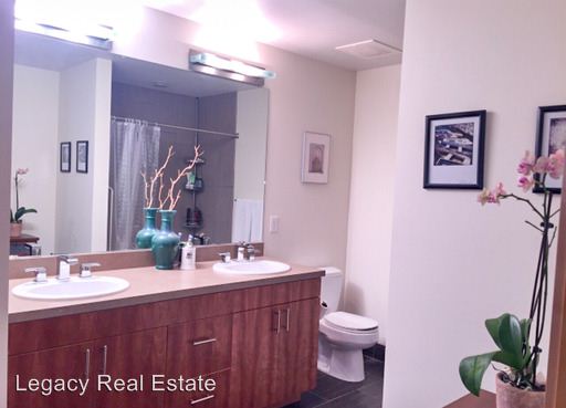 Building Photo - 295 Church St SE