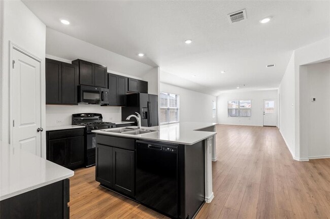 Building Photo - 625 Waterway Ave