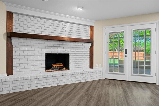 Foto del edificio - 839 Yellowstone Dr