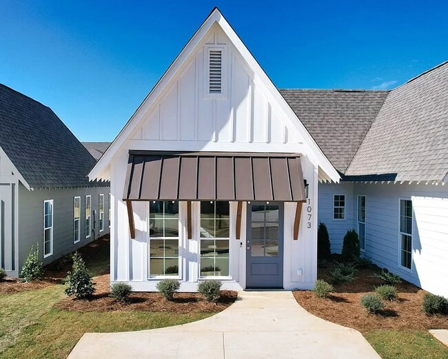 Foto del edificio - 1073 Burrow Cir