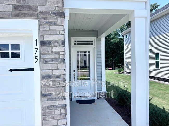 Building Photo - 175 Anise Ln
