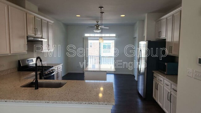 Building Photo - 4444 Monroe Ct