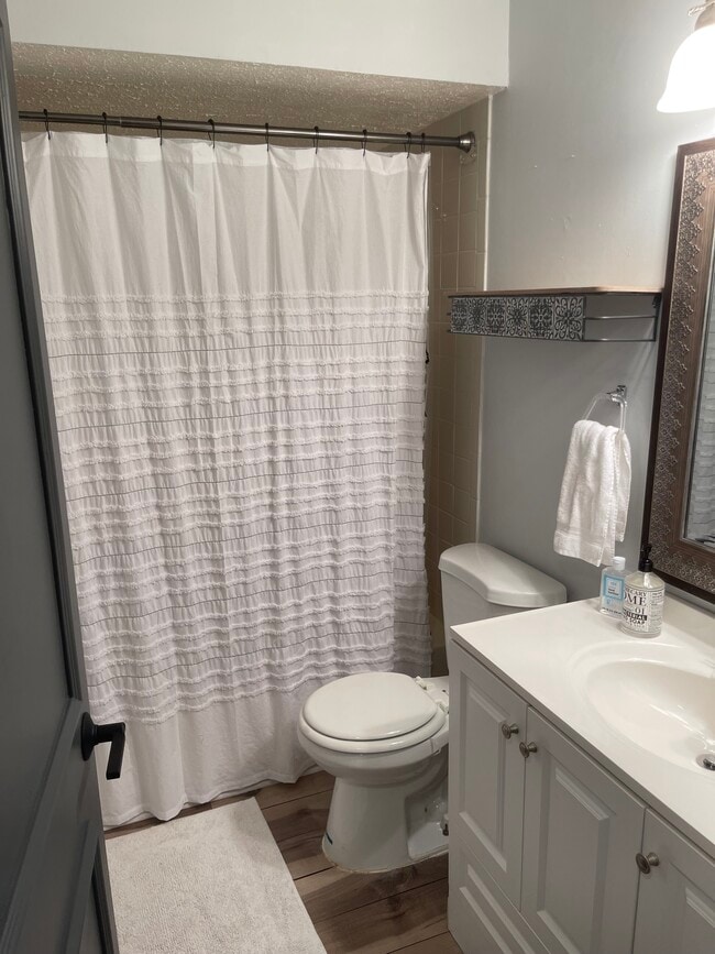Bathroom - 1429 SW 48th Ter