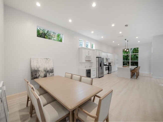 Building Photo - 143 Sunset Bay Dr