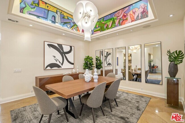 Foto del edificio - 2305 Canyonback Rd