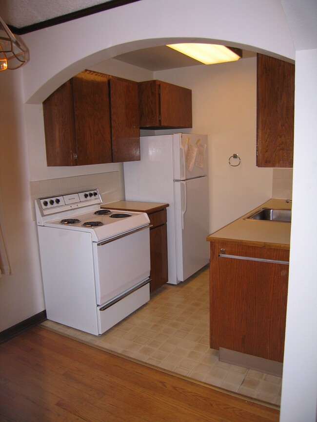 Building Photo - 7914 Densmore Ave N