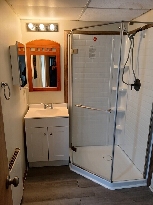 Foto del edificio - 107 W Court St