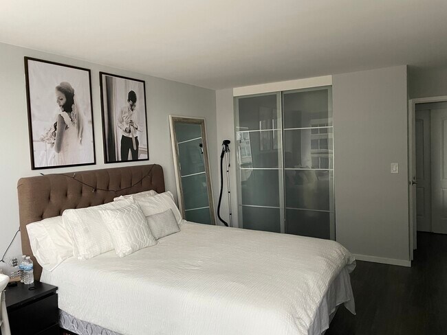 Foto del edificio - 3550 N Lake Shore Dr