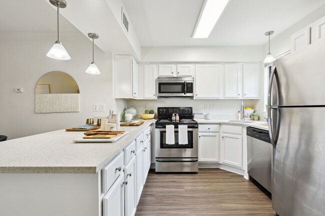 Cobalt Ridge apartments — community photo - Cobalt Ridge