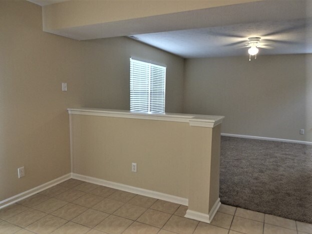 Building Photo - 293 Story Drive