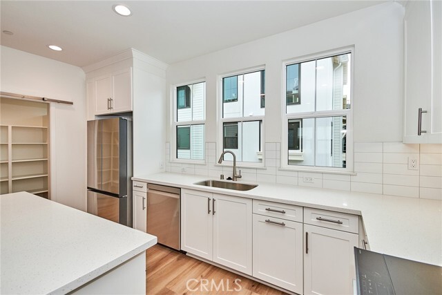 Foto del edificio - 4581 Amaranth Ln