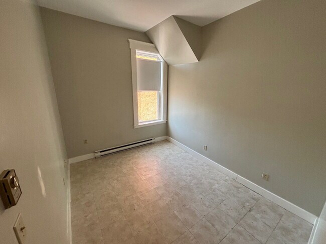 Foto del edificio - Charming Studio Apartment in the Heart of South Berwick – Great Location!