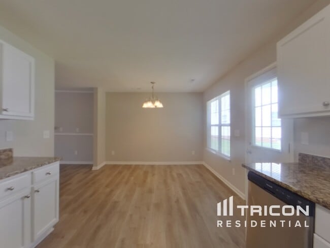 Building Photo - 4827 Canipe Dr