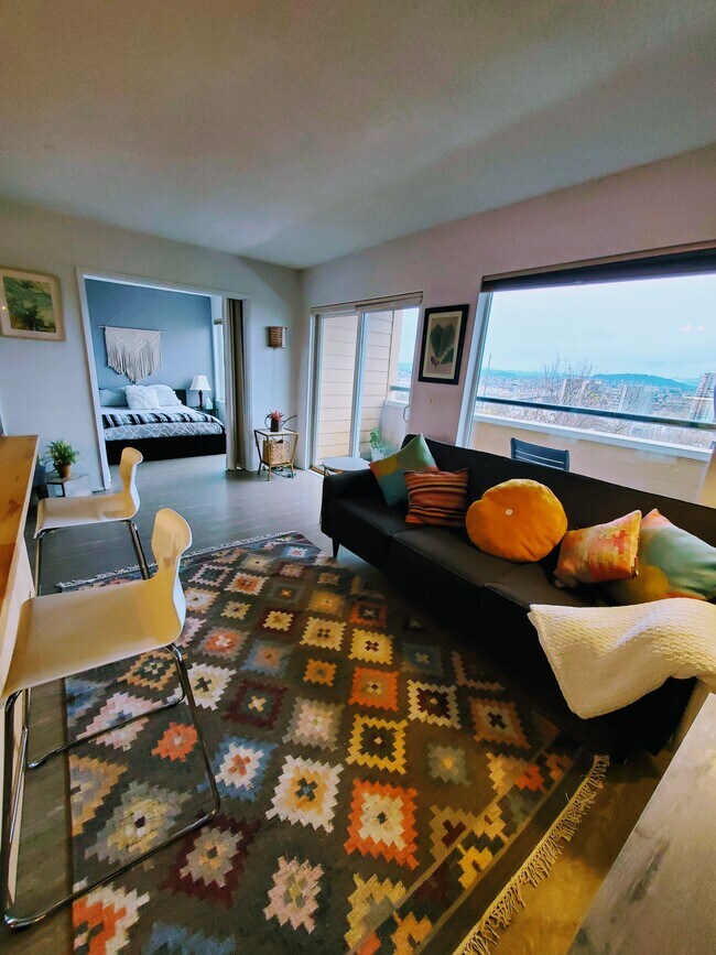 Foto del edificio - 3701 SW Condor Ave