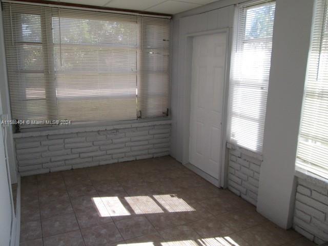 Foto del edificio - 2127 Wilson St