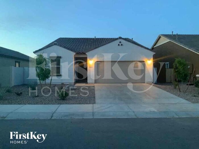 Primary Photo - 445 W White Sands Dr