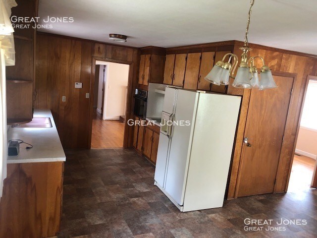 Foto del edificio - 1420 Flat Rock Rd