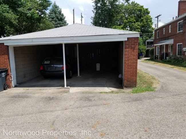 Building Photo - 1518-1524 Waltham Rd