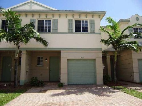 Foto principal - 2028 Marsh Harbor Dr