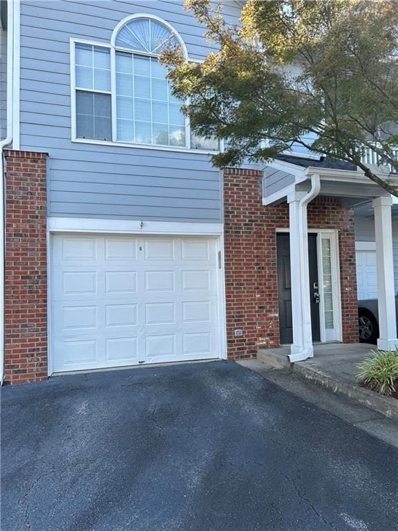 Building Photo - 104 Vinings Forest Cir SE