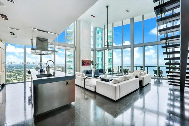 Foto del edificio - 888 Biscayne Blvd