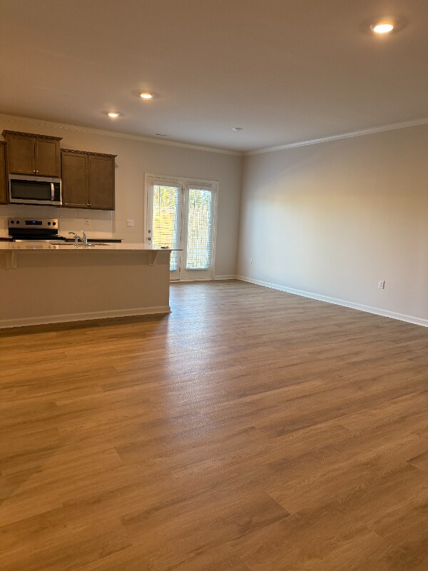 Foto del edificio - 65 Hughes Pl Dr