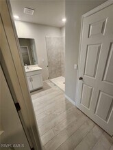 Building Photo - 2320 Thurlow St