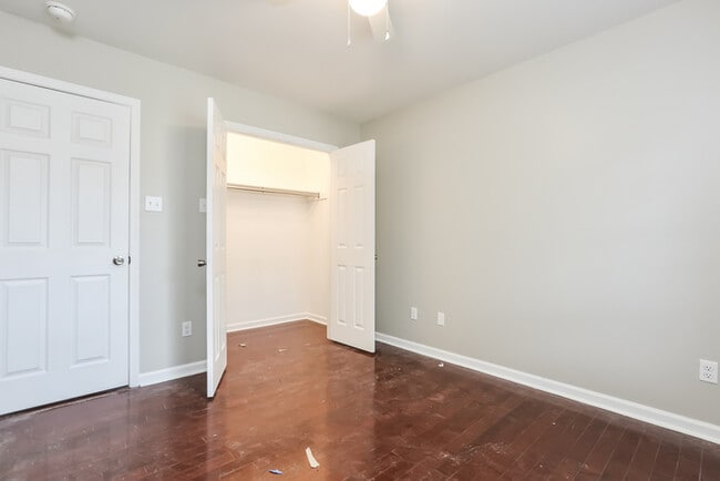 Building Photo - 10708 Stoneridge Dr