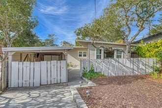 Building Photo - 3 Carpenter St