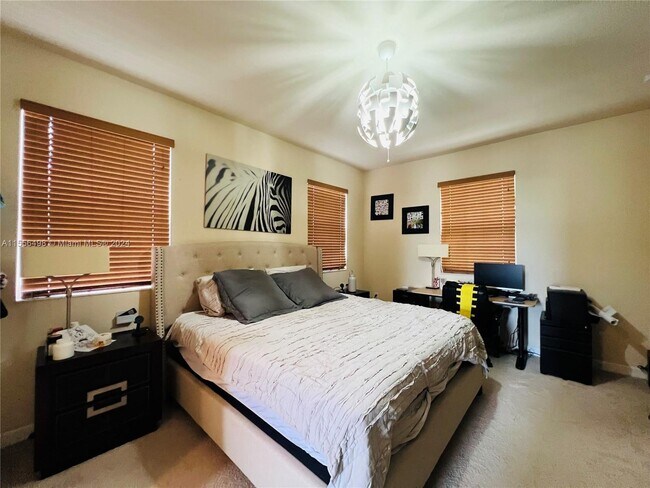 Foto del edificio - 16946 SW 90th Terrace Cir