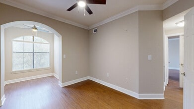Interior Photo - THIRTY377