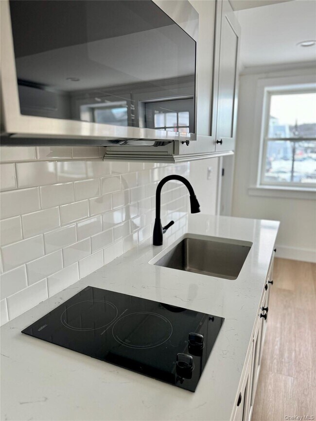 Foto del edificio - 126 E Main St