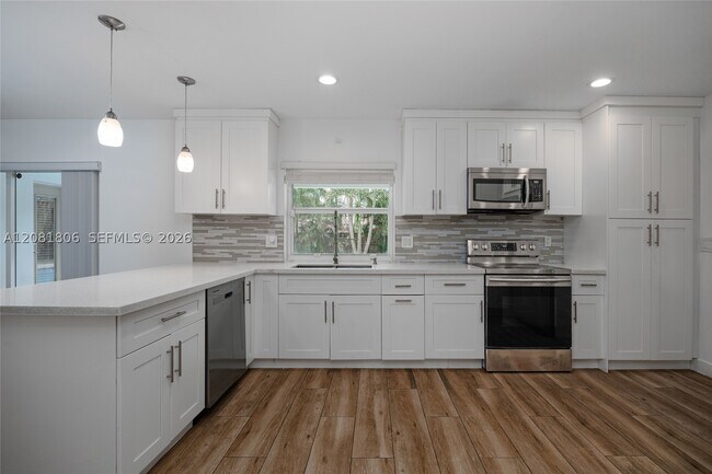 Building Photo - 7460 NW 7th St