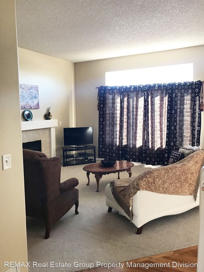 Building Photo - 3 br, 2.5 bath House - 6639 Cabin Creek Dr.