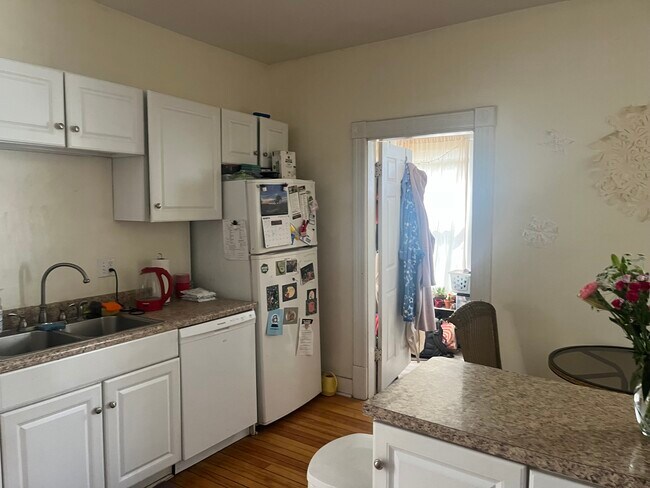 Foto del edificio - 101-1 Brookes Ave
