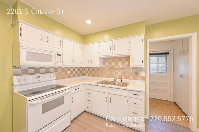 Foto del edificio - 2201 S Cherry St