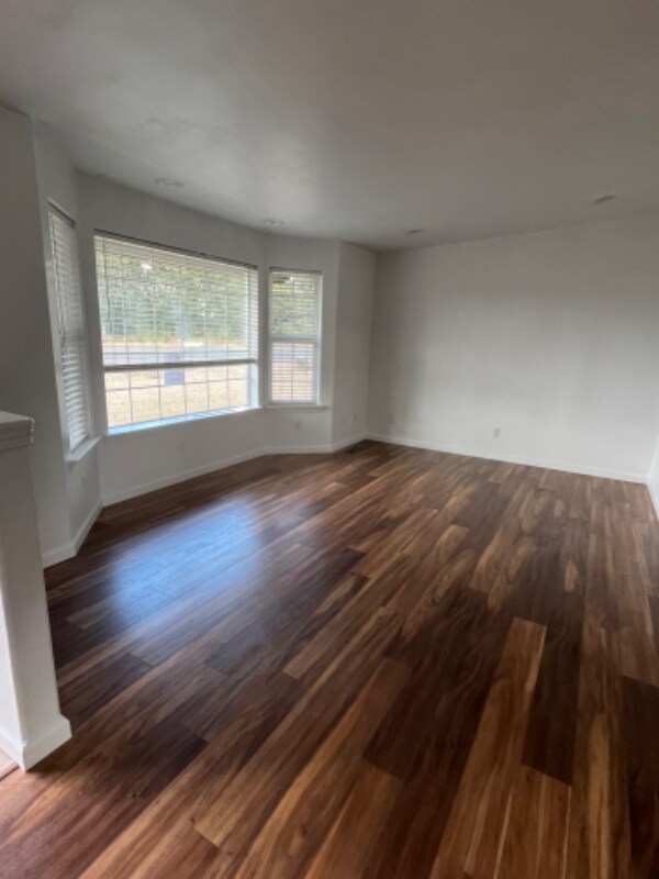 Foto del edificio - 4950 S Santiam Hwy