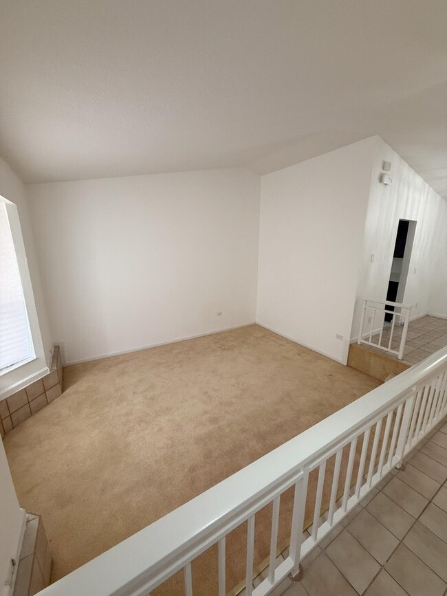 Building Photo - 1334 N Mangonia Dr
