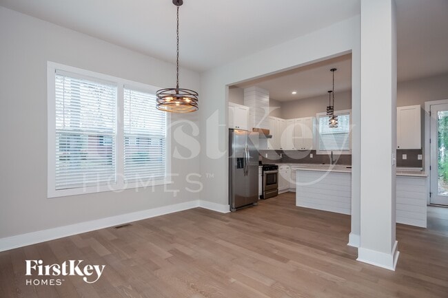 Foto del edificio - 11327 Tema Cir