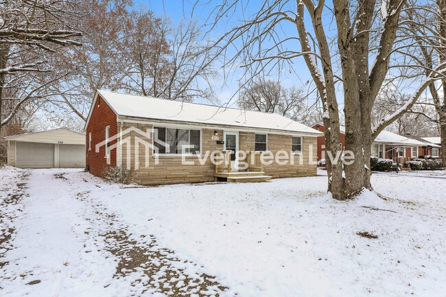 Foto del edificio - 3913 N Bolton Ave