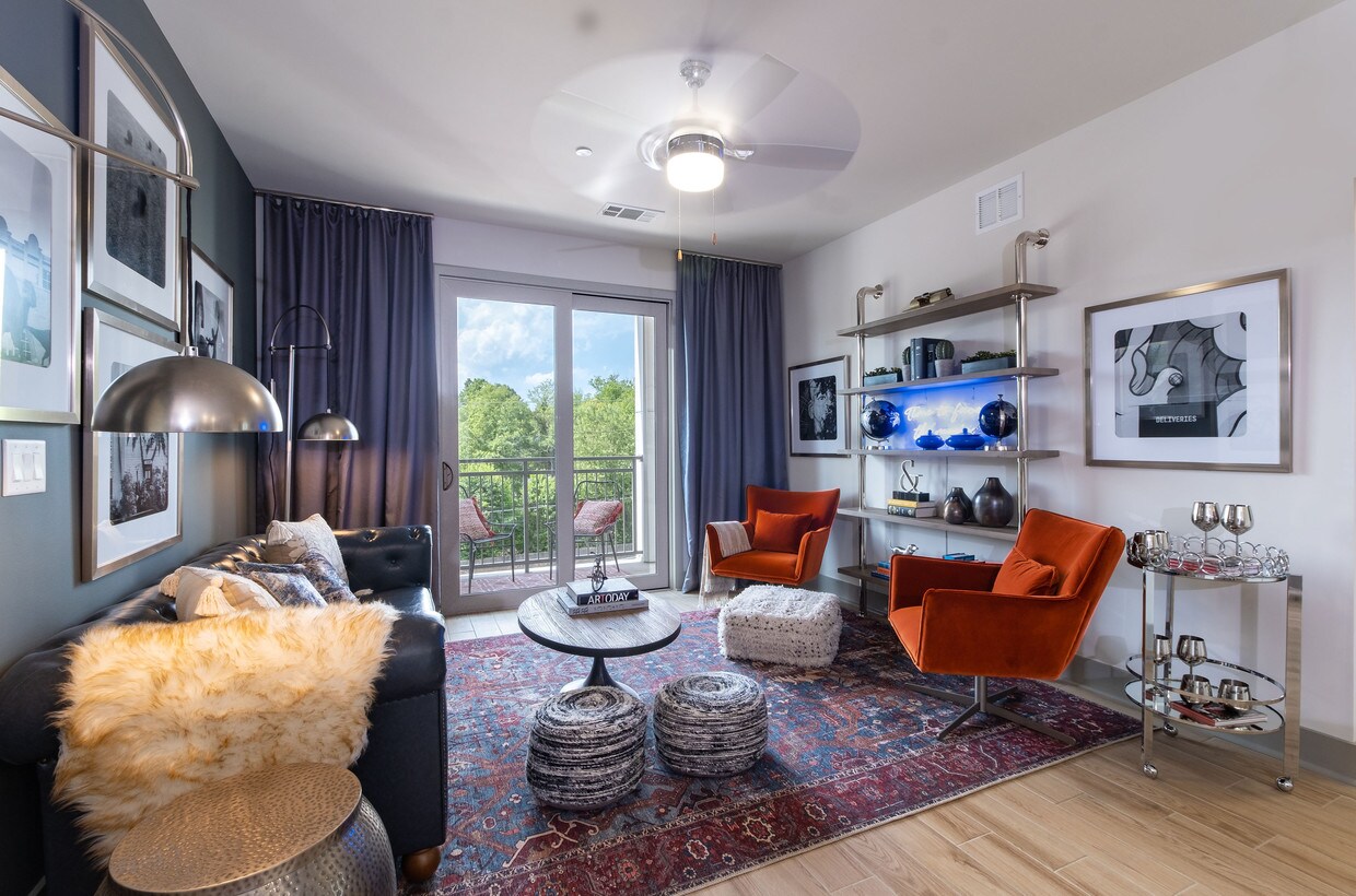 Cortland Decatur East Apartments 2641 E College Ave Decatur, GA