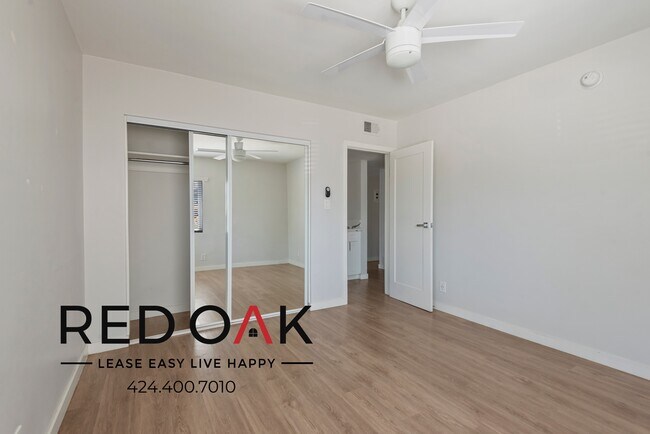 Foto del edificio - 1942 S Garth Ave