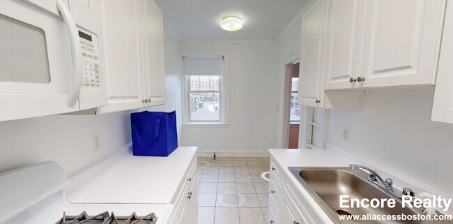 Building Photo - 100 Kilsyth Rd