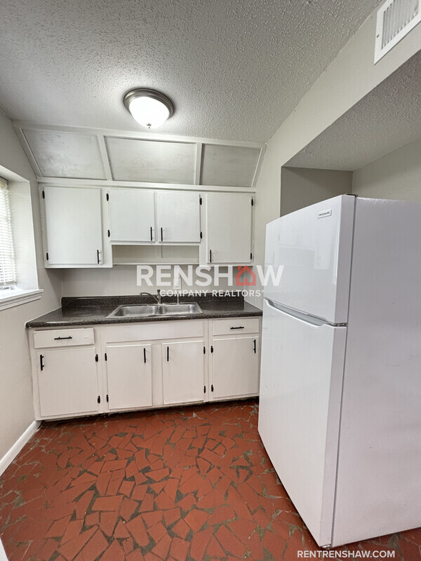 Foto del edificio - 4076 Chippewa Rd